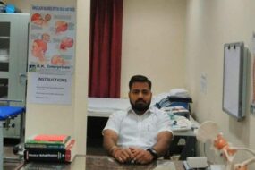 Dr Puneet Srivastva (Physiotherapist for home visit in Rani bagh, Saraswati Vihar )