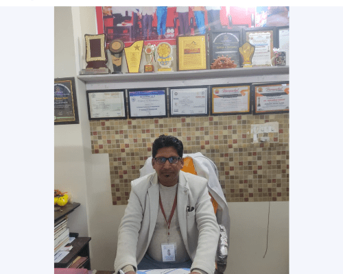 Dr Trayambak Pandey-PT (Physiotherapist at Home in Taramandal Gorakhpur)